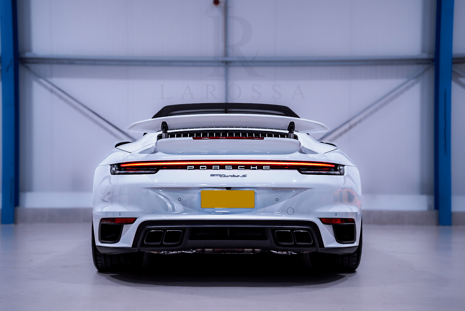 911
